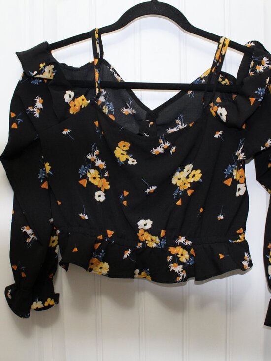 Divided H&M Blouse Womens Size 8 Black Floral Cold Shoulder Long Sleeve  (26-2) - Picture 5 of 8